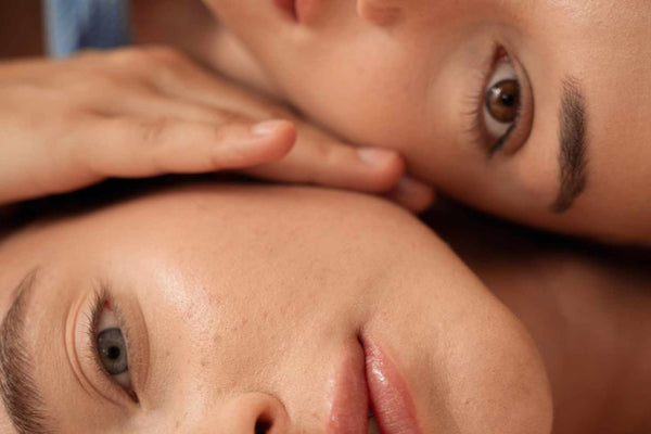 Soft Face vs. Snatched Face: Hvorfor Naturlig Skjønnhet Er Tilbake